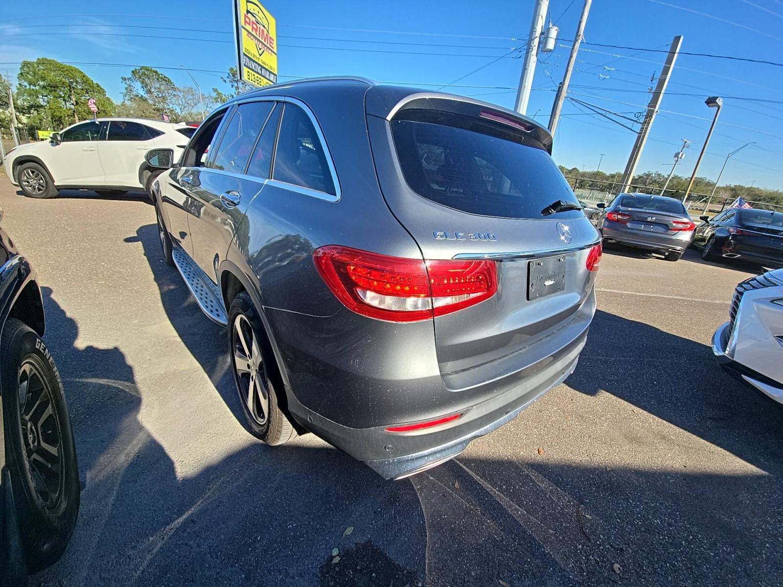 Mercedes-Benz GLC 300 2019 — photo 2