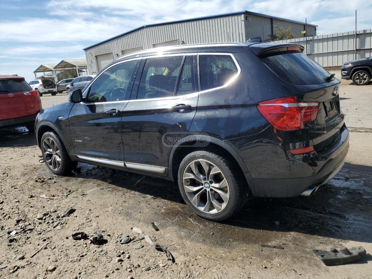 BMW X3 2015 — photo 2