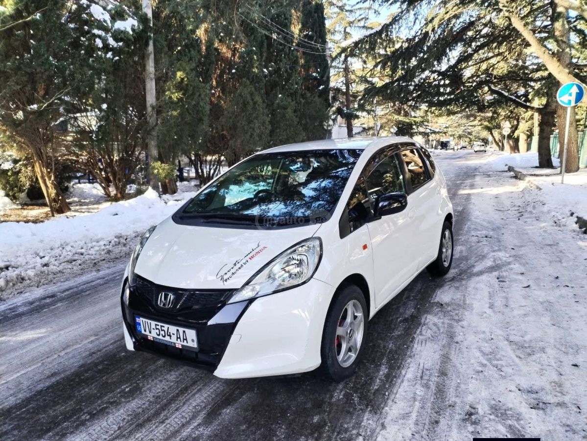 Honda Fit 2011 — photo 2