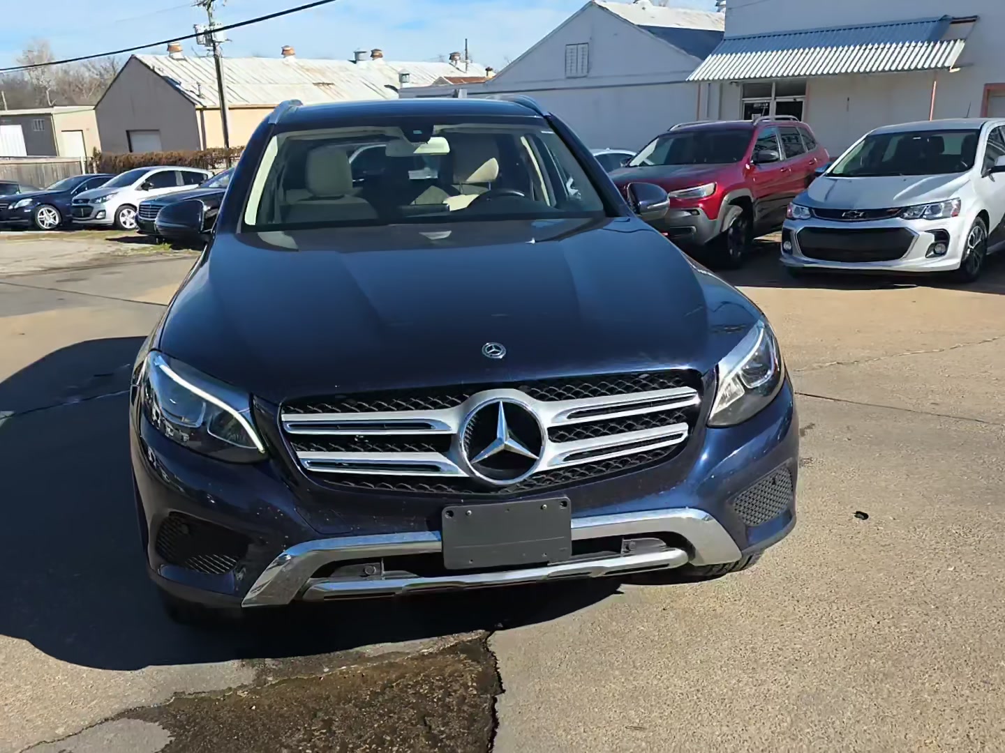 Mercedes-Benz GLC 300 2018 — photo 2