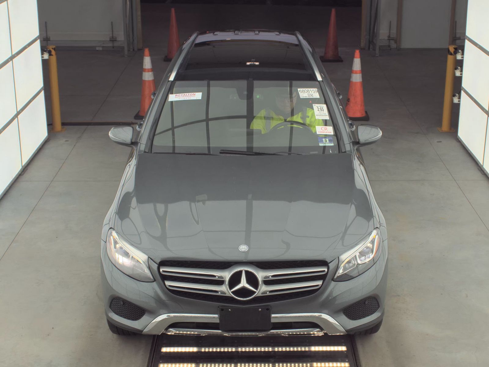 Mercedes-Benz GLC 300 2017 — photo 2