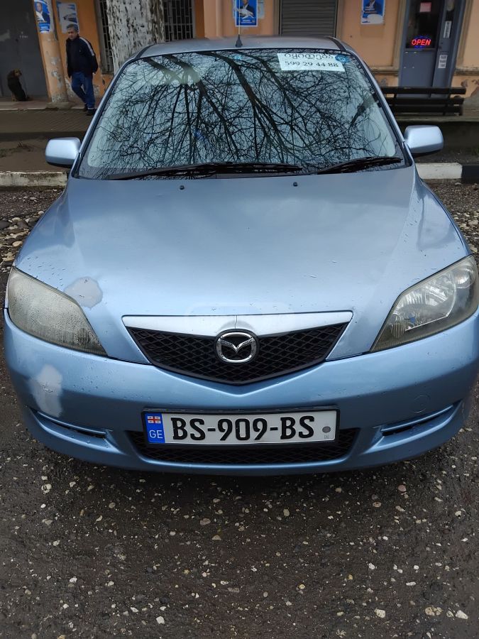 Mazda Demio 2003 — photo 2
