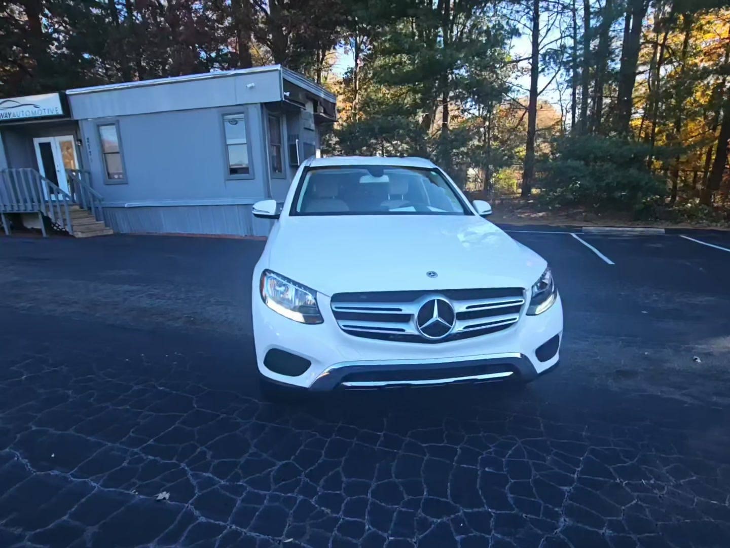 Mercedes-Benz GLC 300 2019 — photo 2