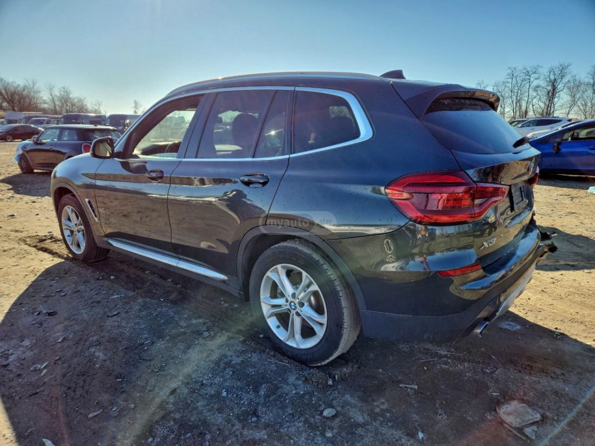 BMW X3 2019 — photo 2
