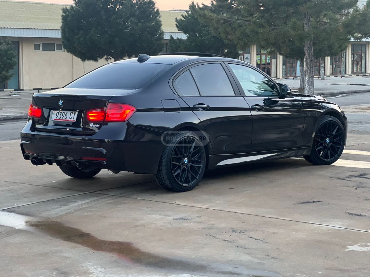 BMW 328 2014 — photo 2