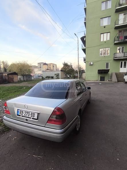 Mercedes-Benz C 180 1995 — photo 2