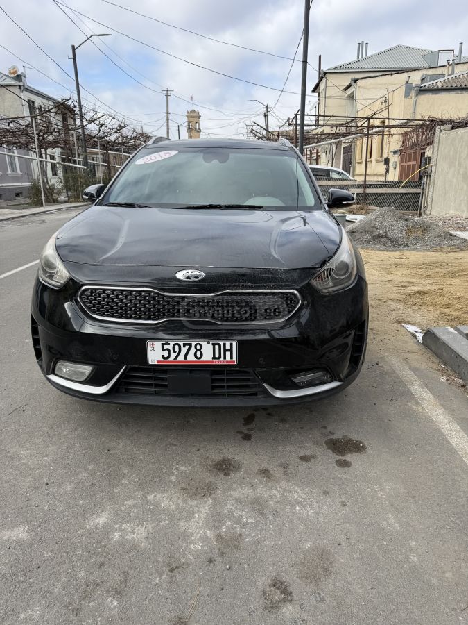 Kia Niro 2017 — photo 2