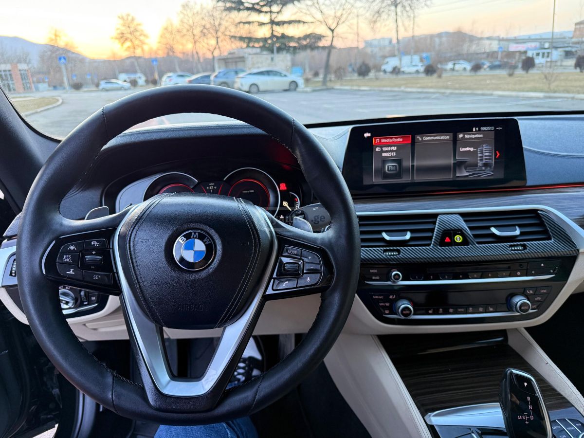 BMW 540 2018 — photo 2
