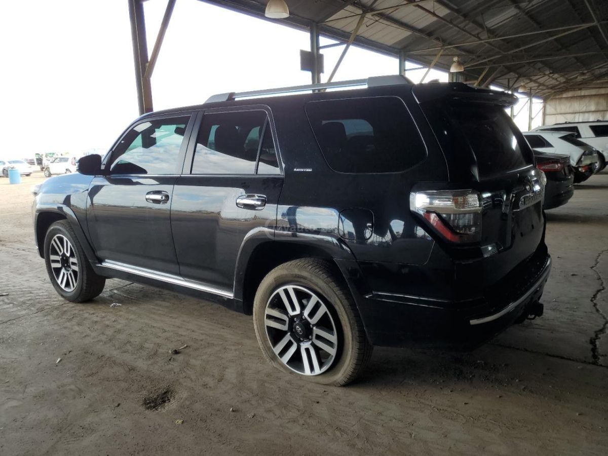 Toyota 4Runner 2021 — photo 2