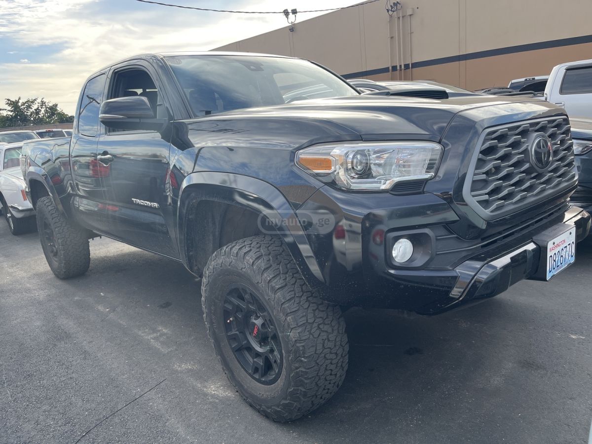 Toyota Tacoma