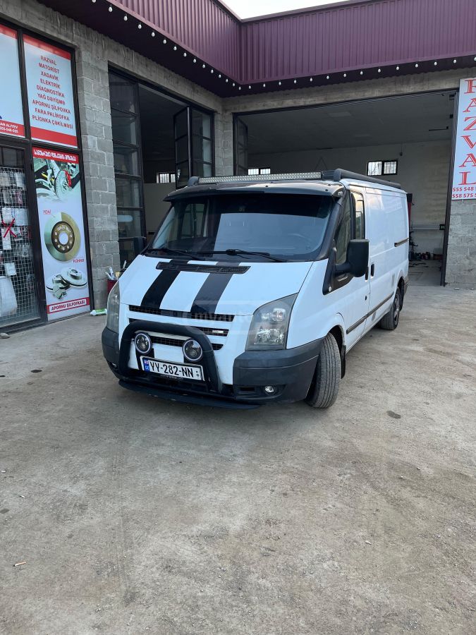 Ford Transit 2007 — photo 2