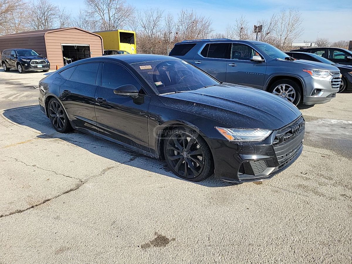 Audi A7 2021 — photo 2