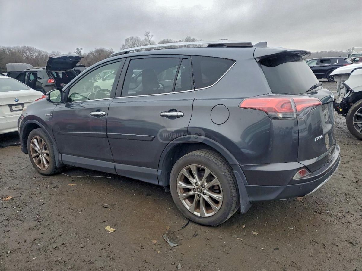Toyota RAV4 2016 — photo 2