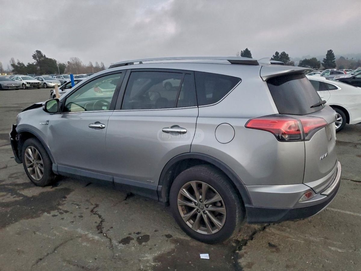Toyota RAV4 2017 — photo 2
