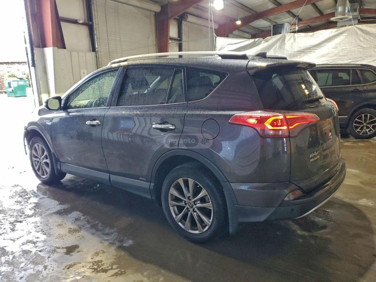 Toyota RAV4 2016 — photo 2