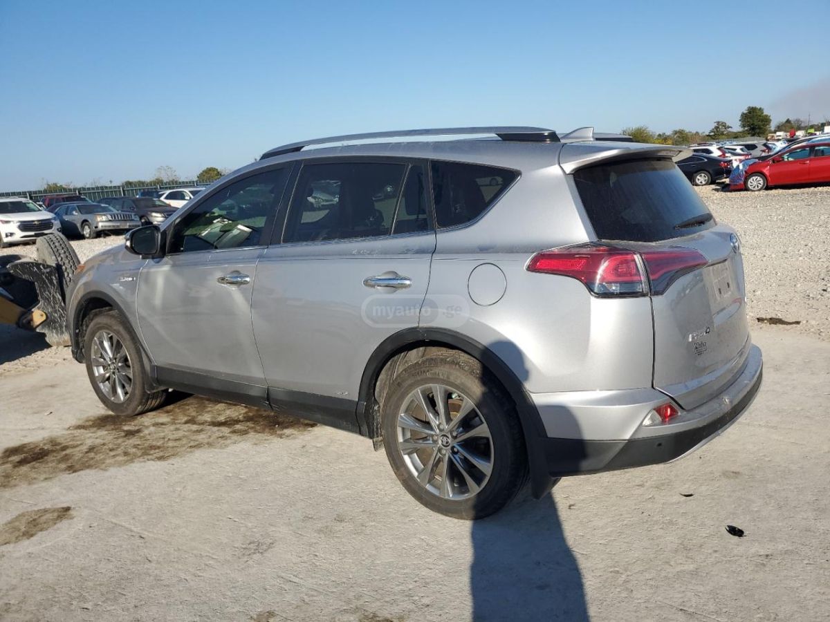 Toyota RAV4 2017 — photo 2