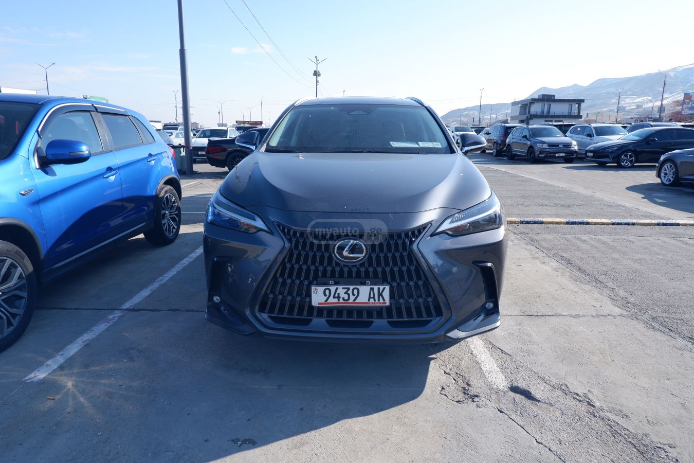 Lexus NX 350 2023 — photo 2