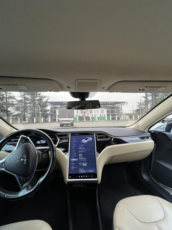 Tesla Model 3 2013 — photo 2