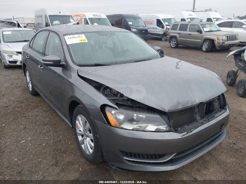 Volkswagen Passat 2013 — photo 2