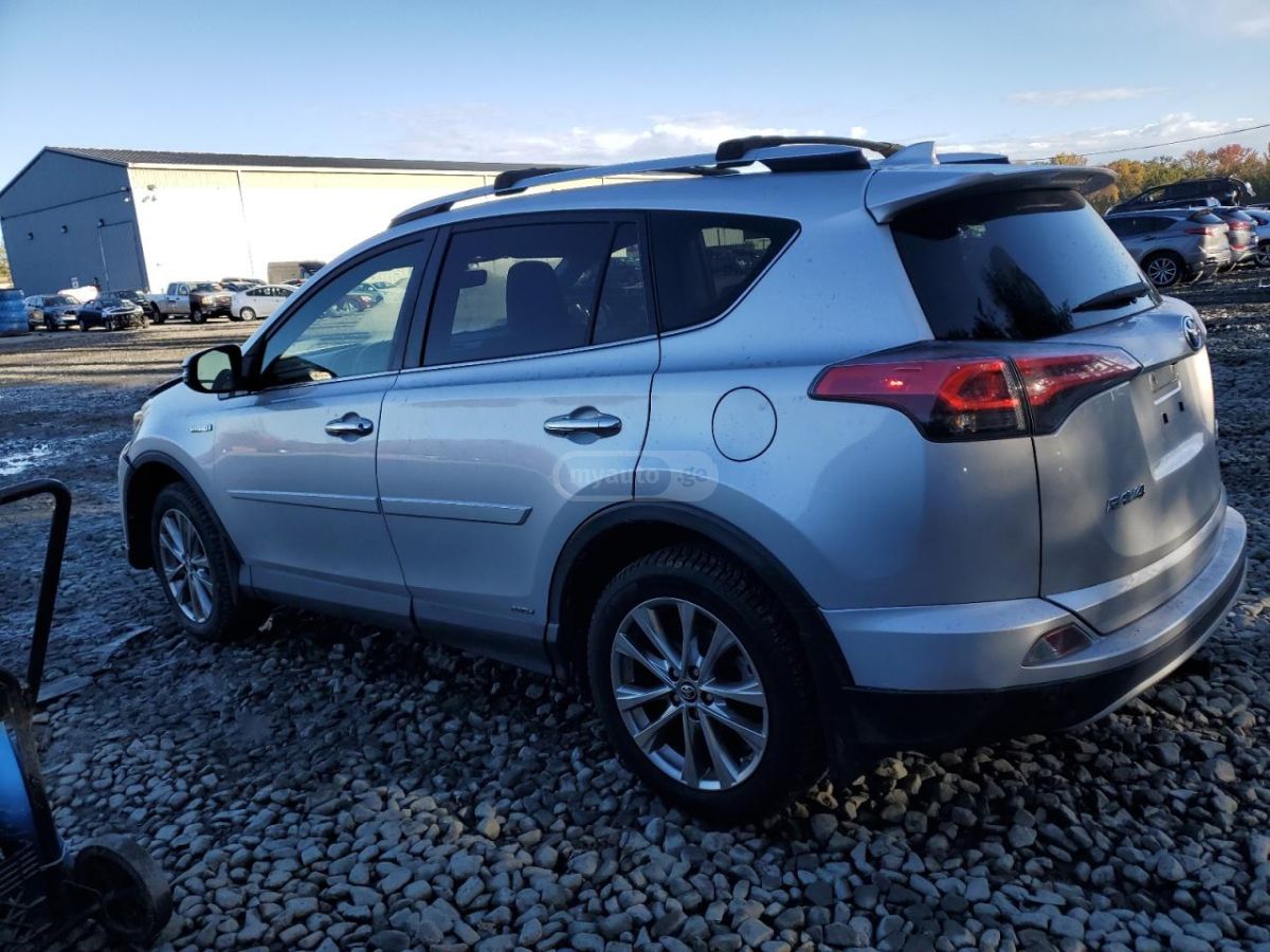 Toyota RAV4 2016 — photo 2
