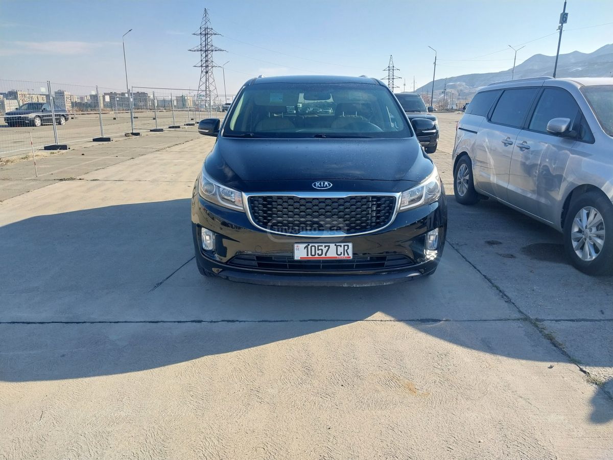 Kia Sedona 2015 — photo 2