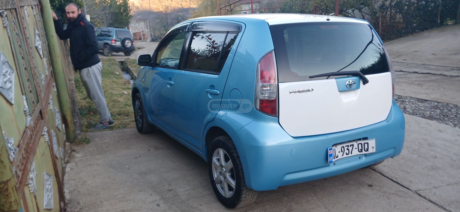 Toyota Passo 2005 — photo 2