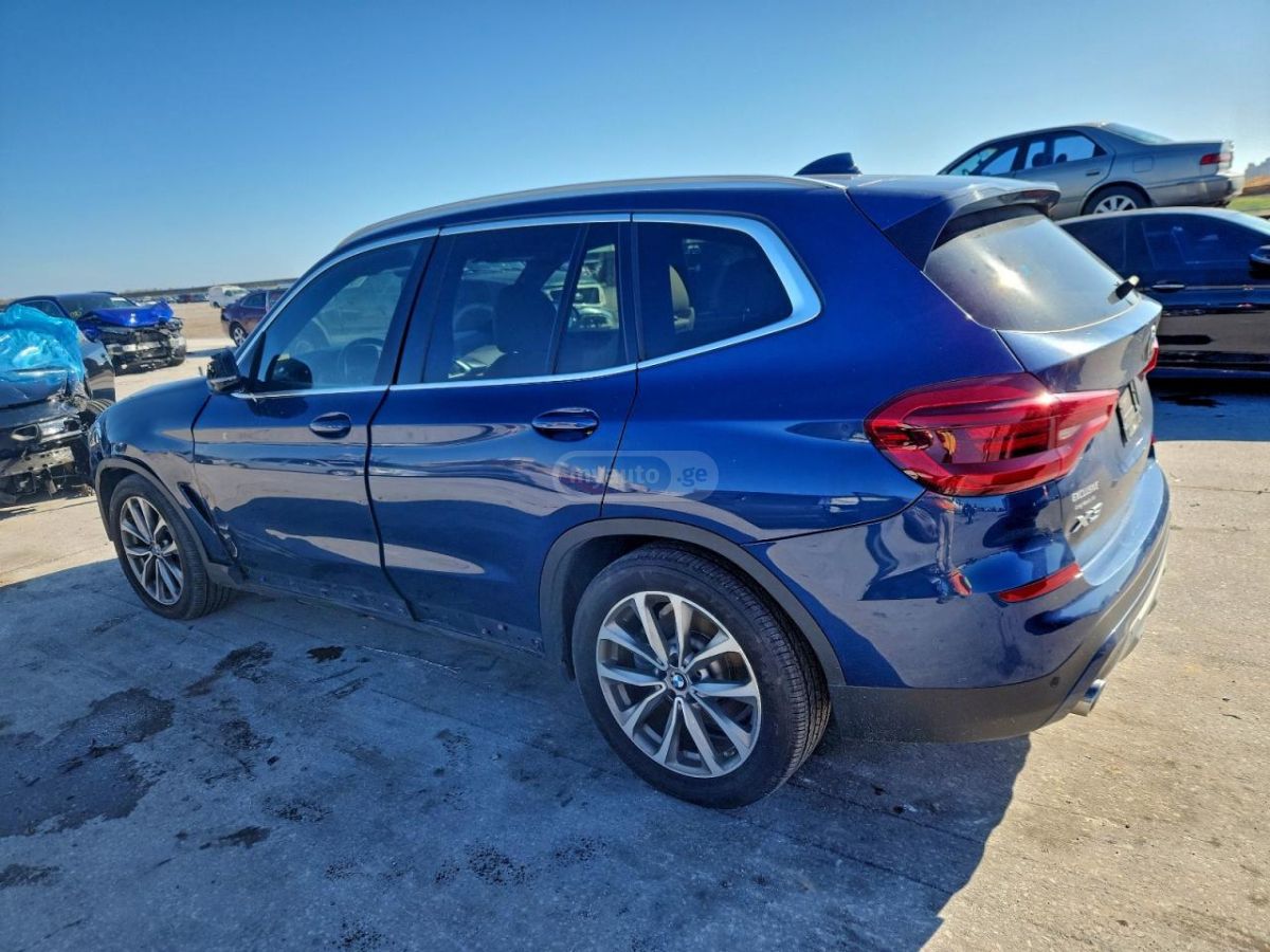 BMW X3 2019 — photo 2