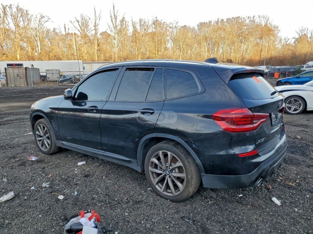 BMW X3 2019 — photo 2