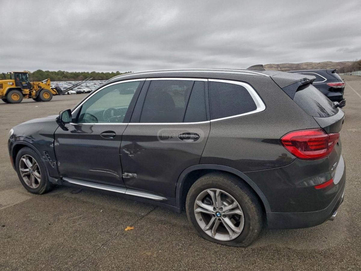 BMW X3 2020 — photo 2