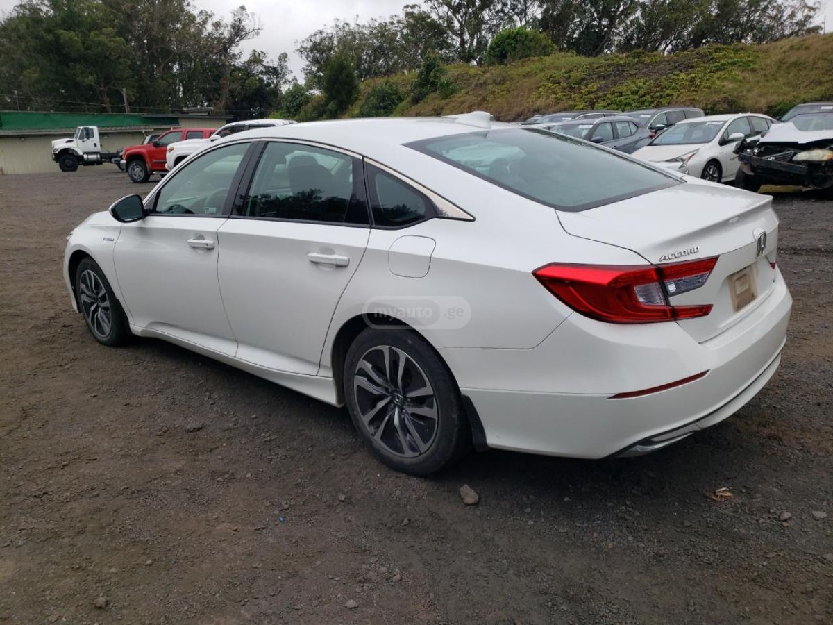 Honda Accord 2019 — photo 2