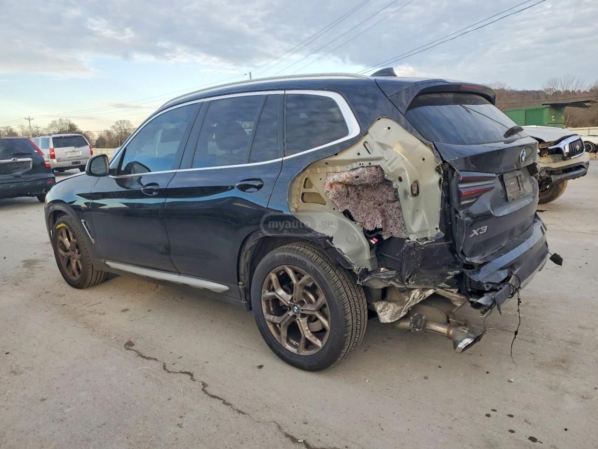 BMW X3 2022 — photo 2