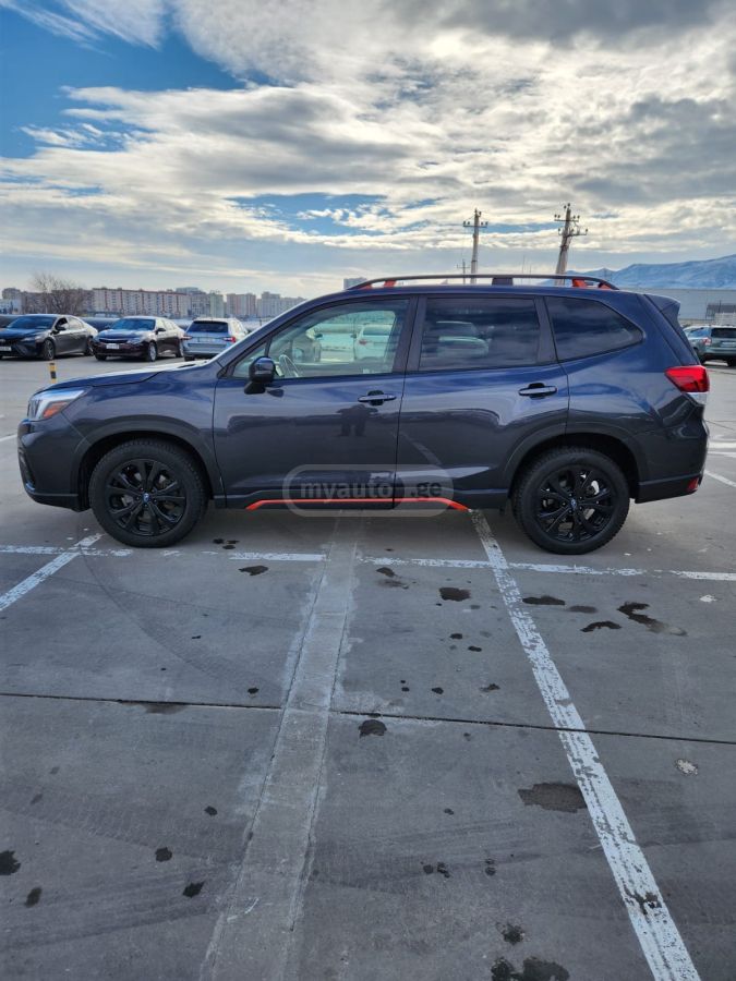 Subaru Forester 2019 — photo 2