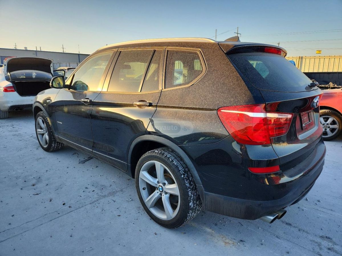 BMW X3 2017 — photo 2