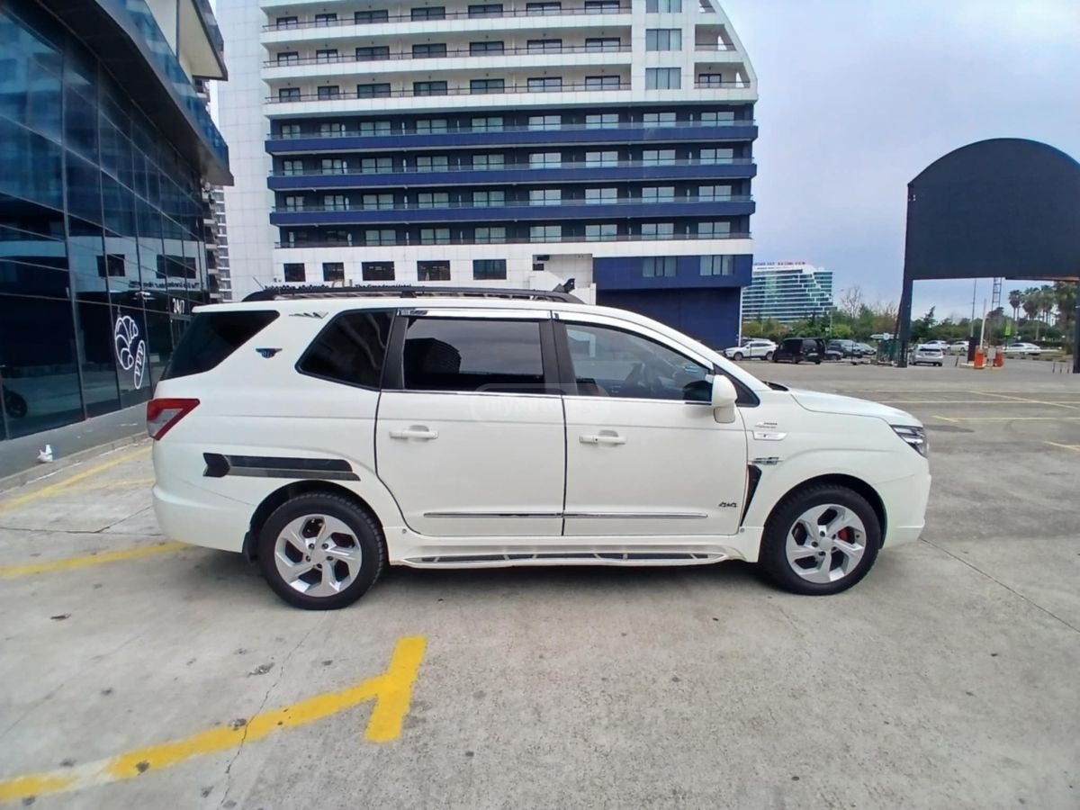 Toyota Alphard 2018 — photo 2