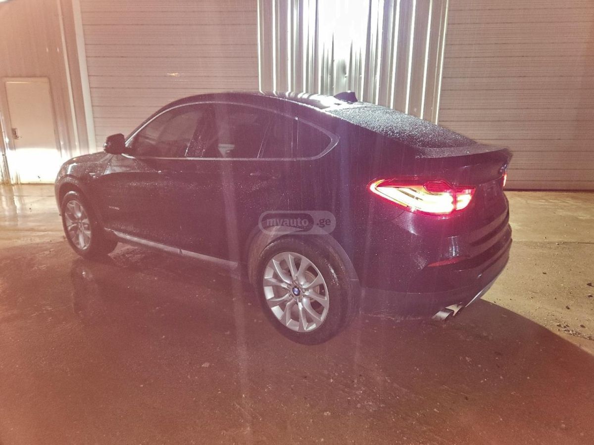 BMW X4 2018 — photo 2