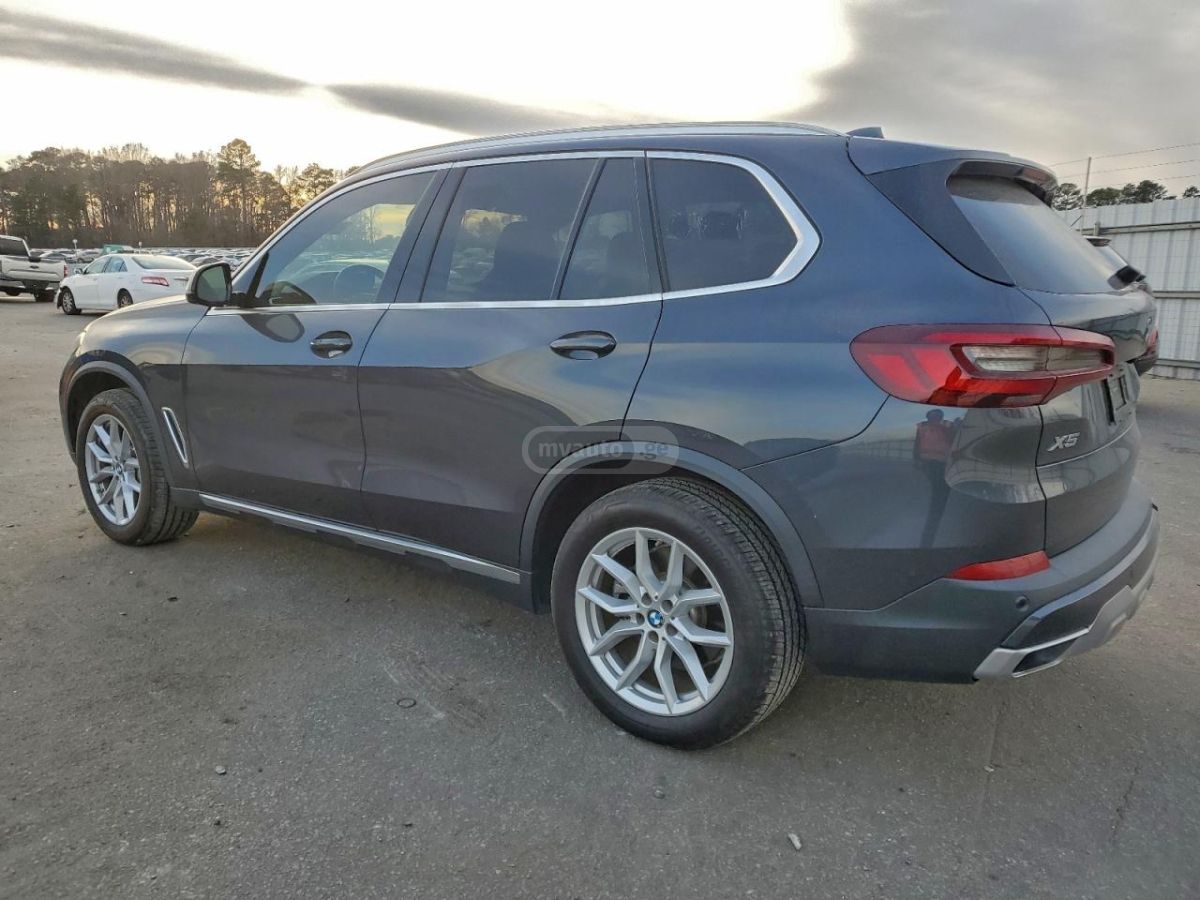 BMW X5 2020 — photo 2