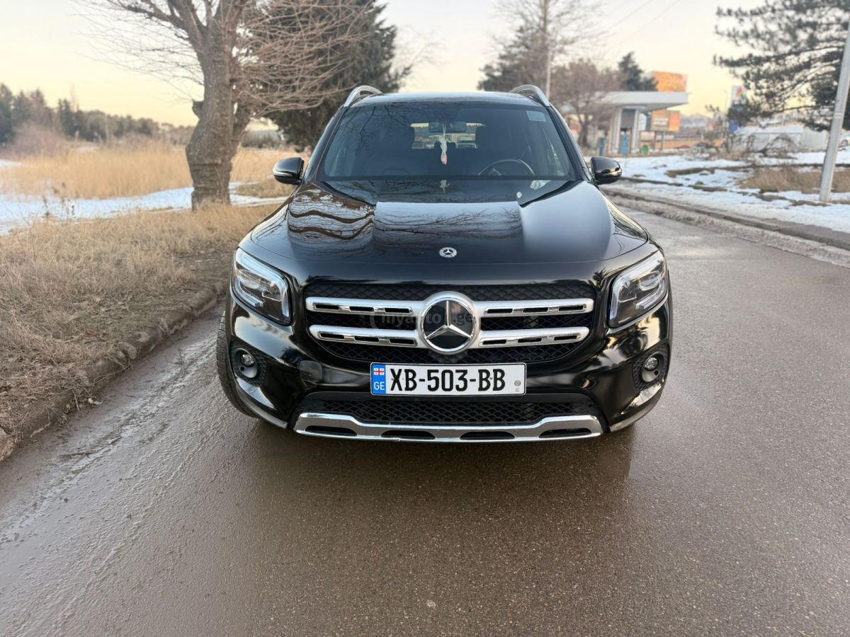 Mercedes-Benz GLB 250