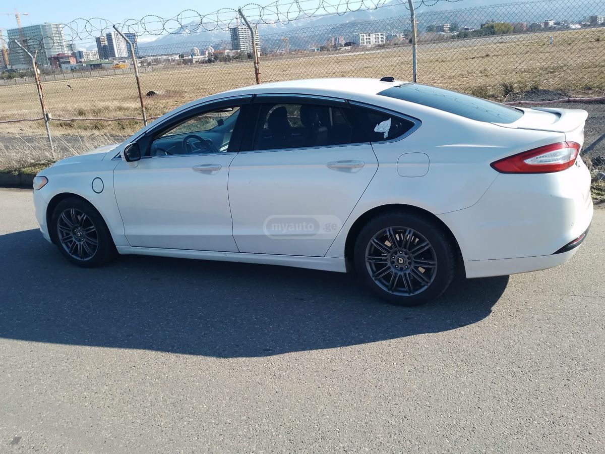 Ford Fusion