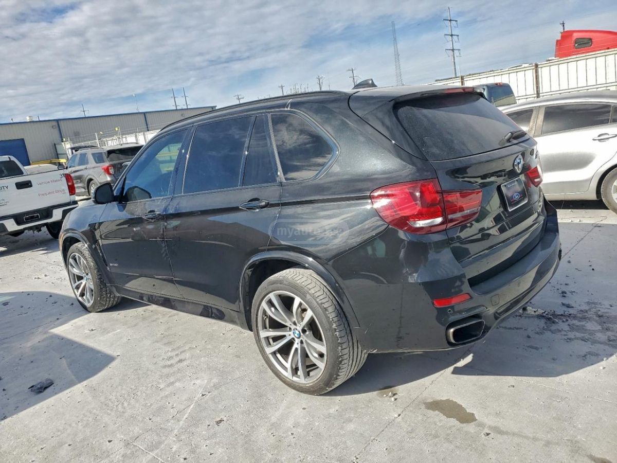 BMW X5 2017 — photo 2