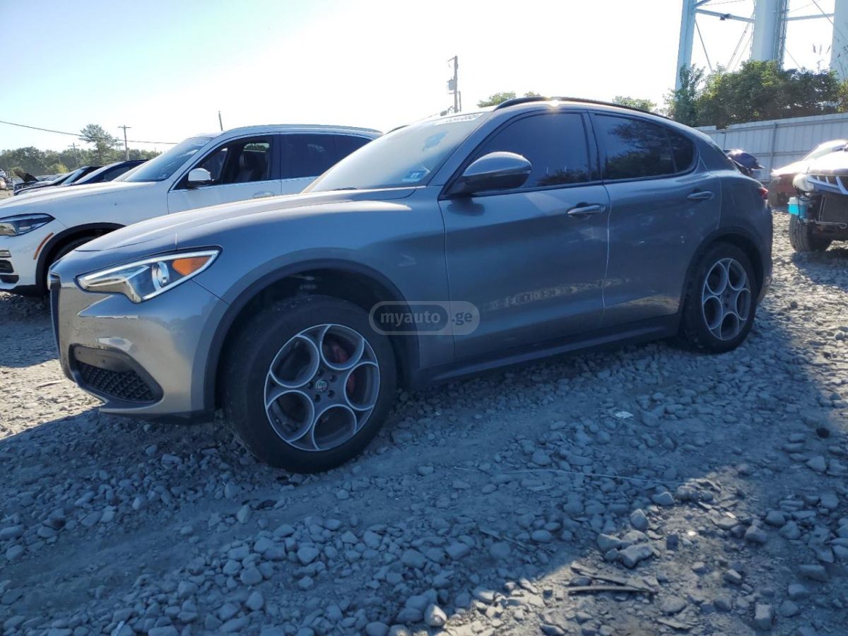 Alfa Romeo Stelvio