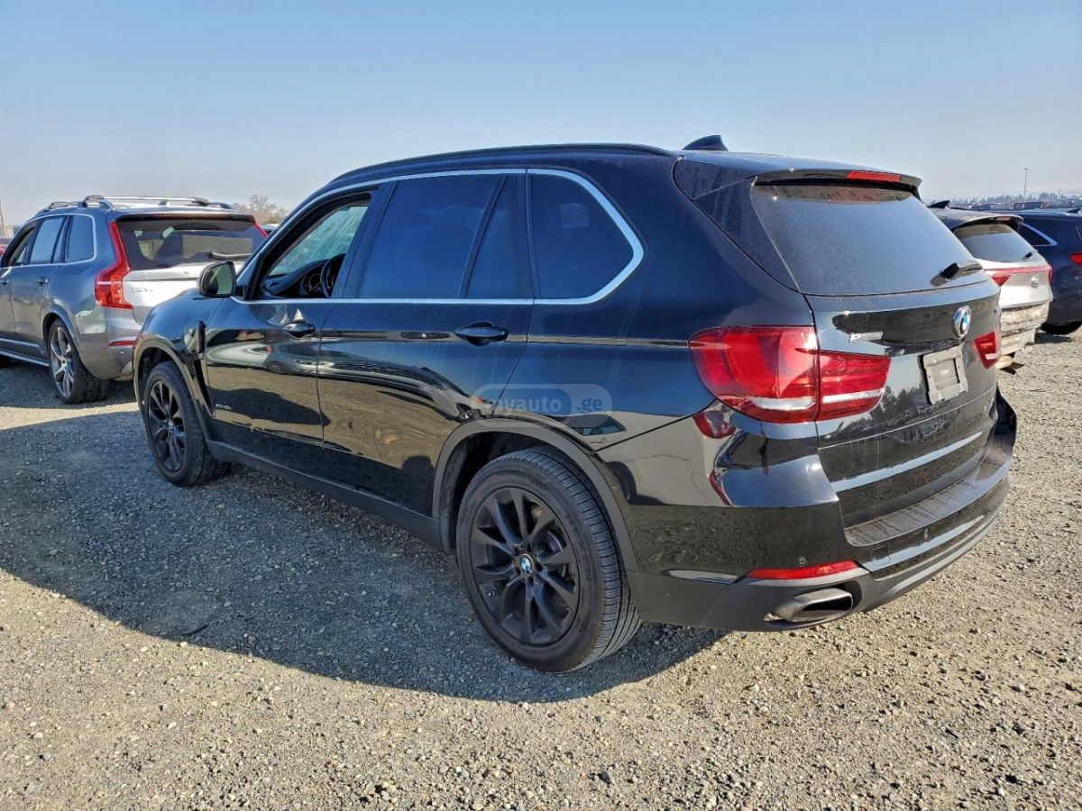 BMW X5 2016 — photo 2