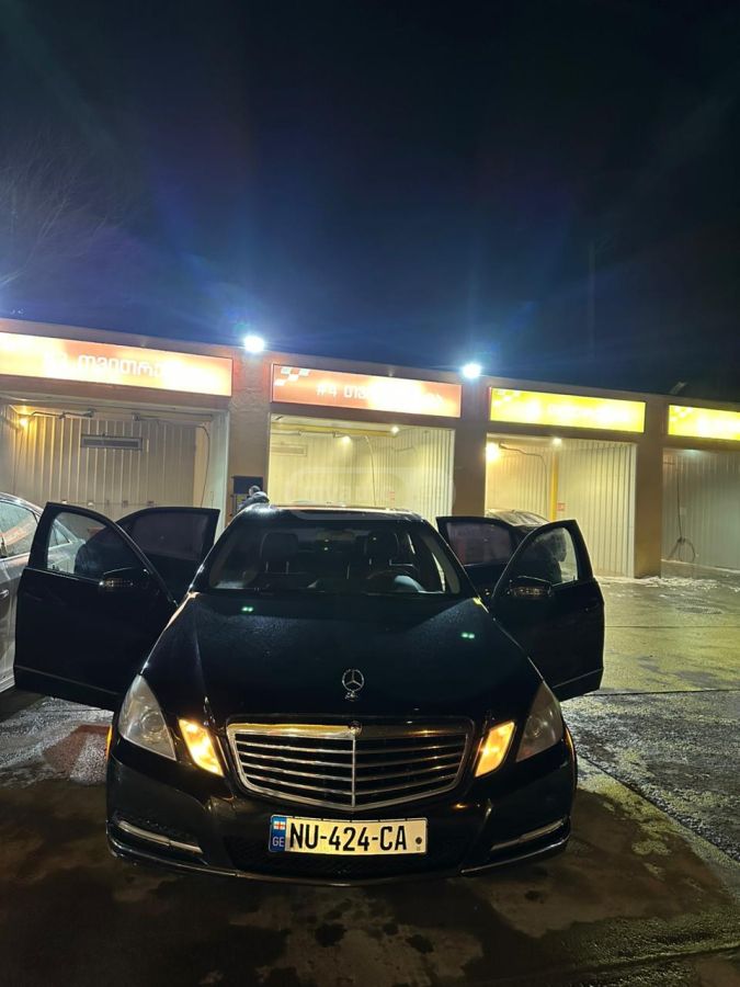 Mercedes-Benz E 350 2012 — photo 2