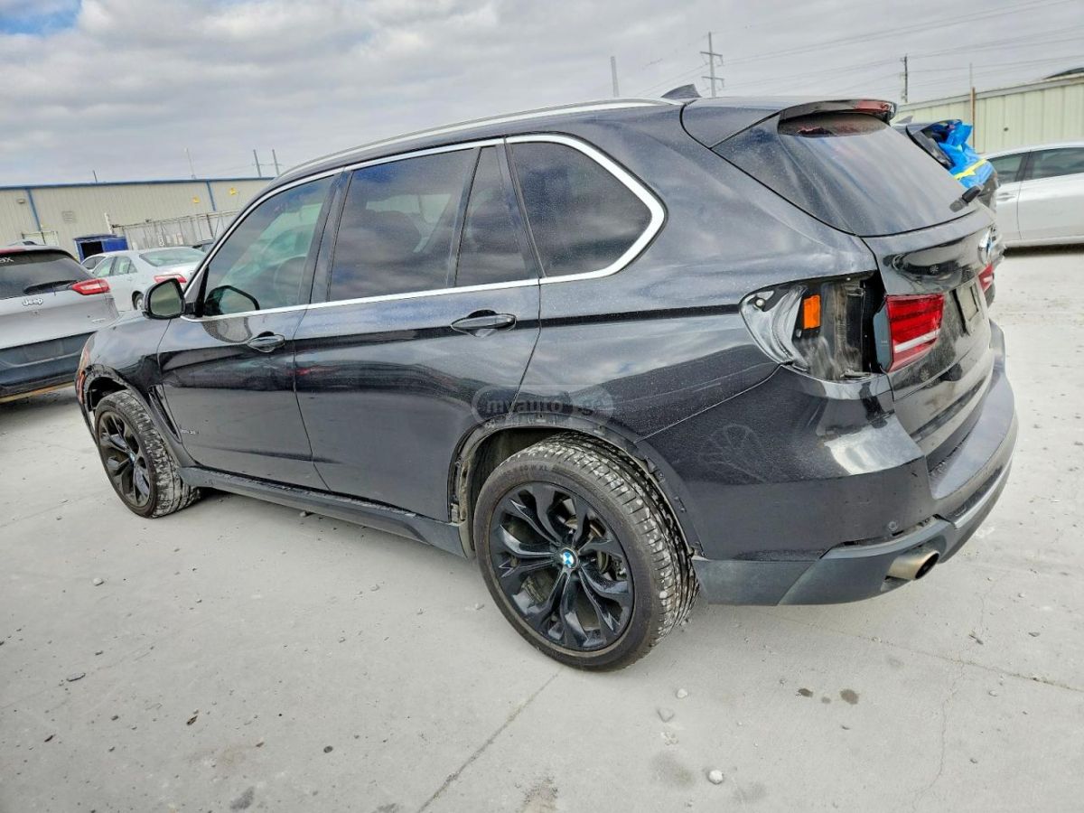 BMW X5 2016 — photo 2