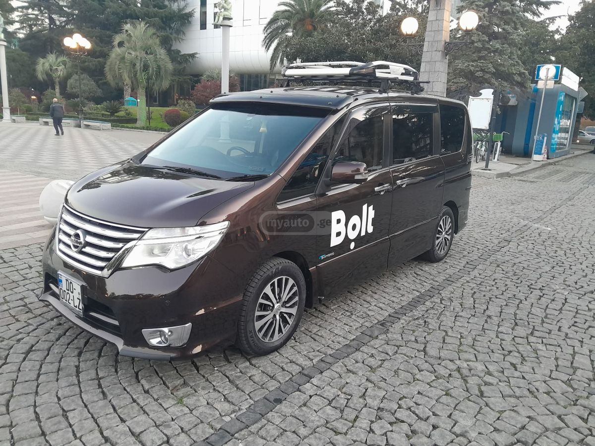 Nissan Serena 2015 — photo 2