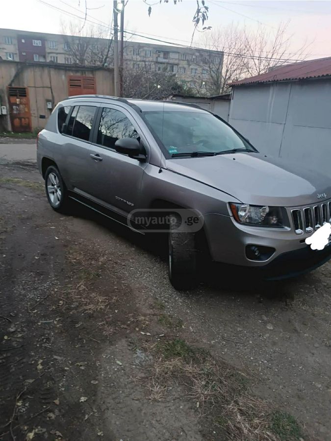 Jeep Compass 2016 — photo 2