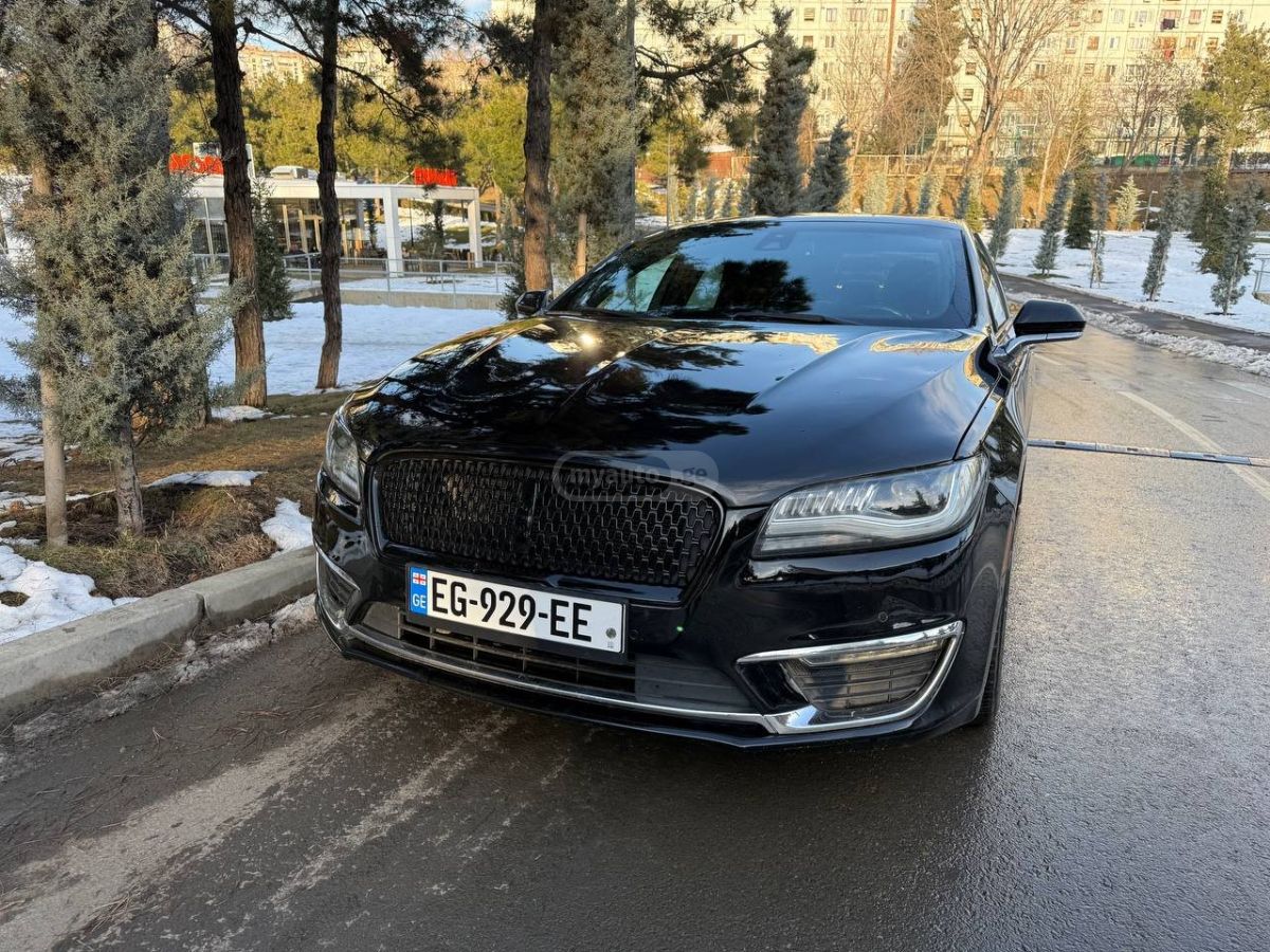 Lincoln MKZ