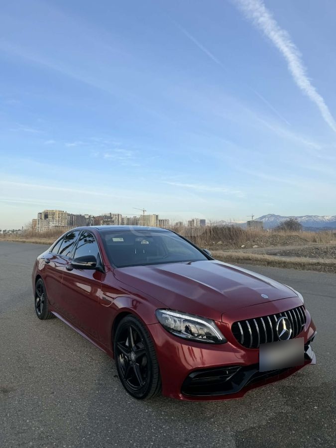 Mercedes-Benz C 300 2016 — photo 2
