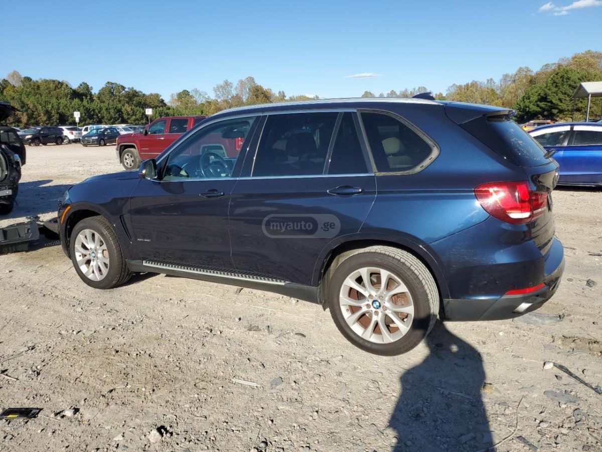 BMW X5 2015 — photo 2