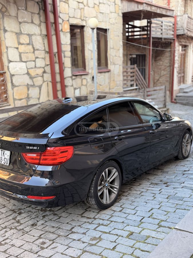 BMW 320 GT 2014 — photo 2