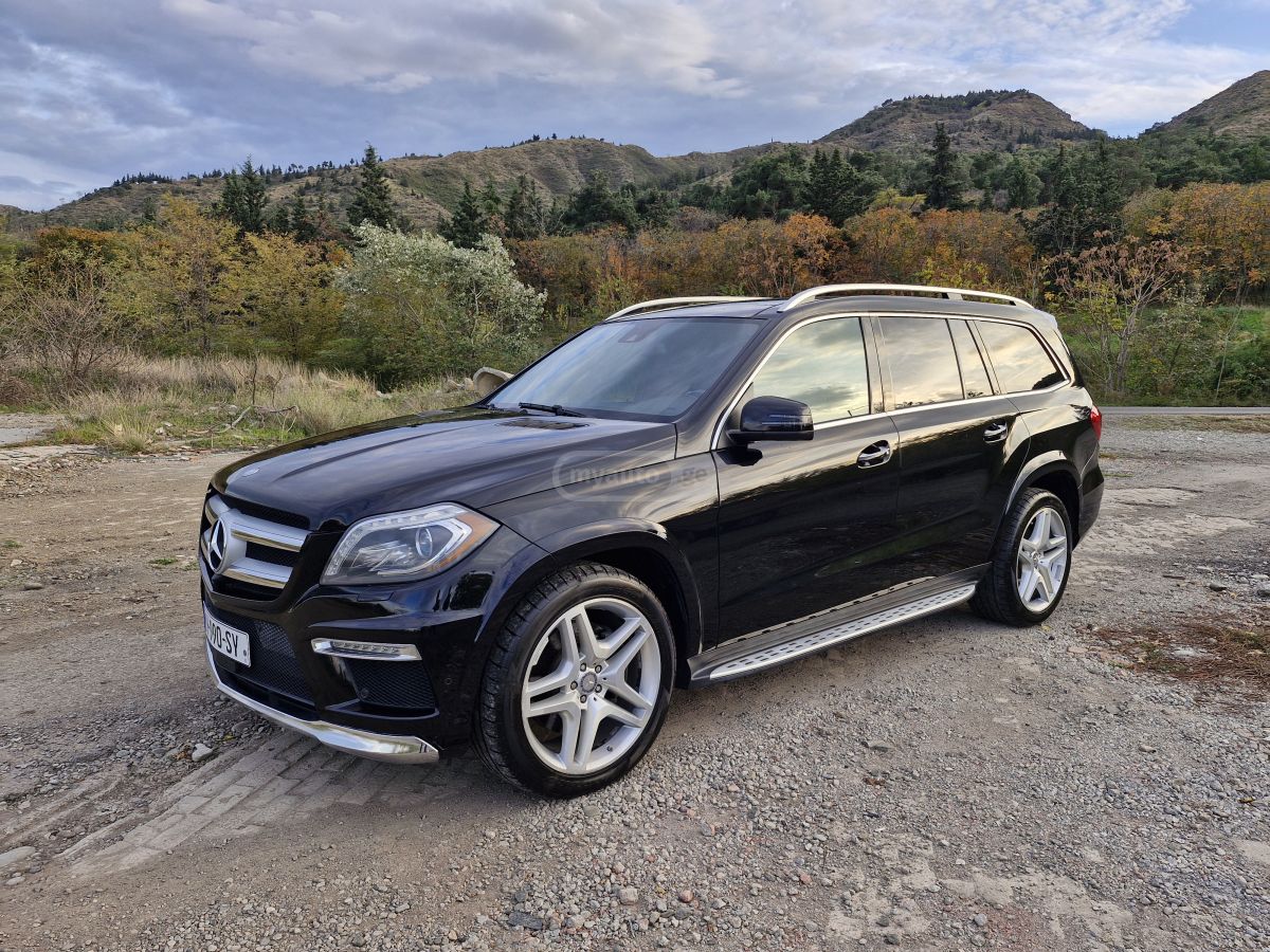 Mercedes-Benz GL 550 2015 — photo 2